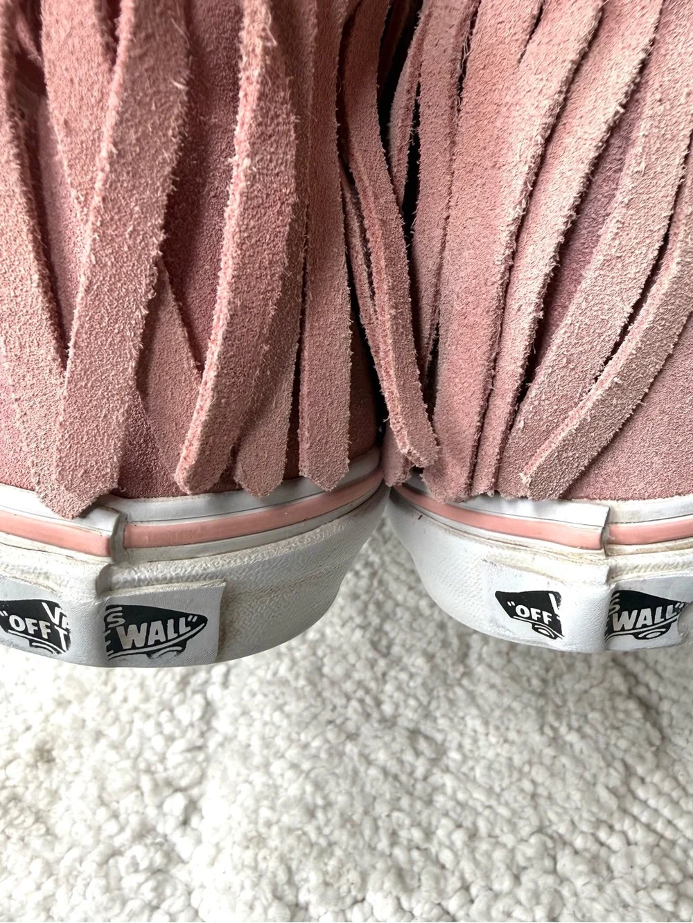 Vans Sk8-Hi Moc Fringe Pink Suede High Top Sneakers Kids Size 3